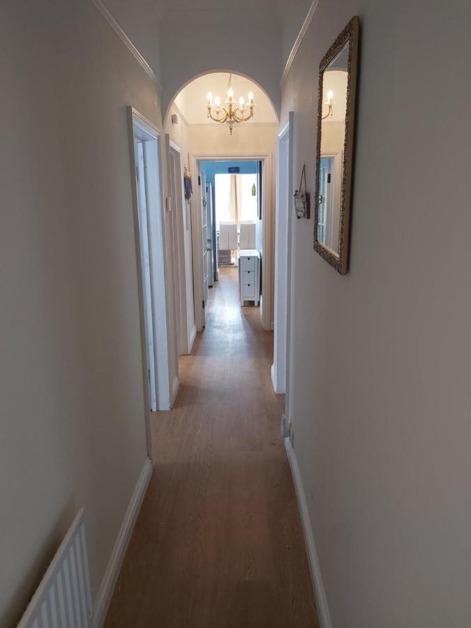 Captain'S Lodge Sandown Bagian luar foto